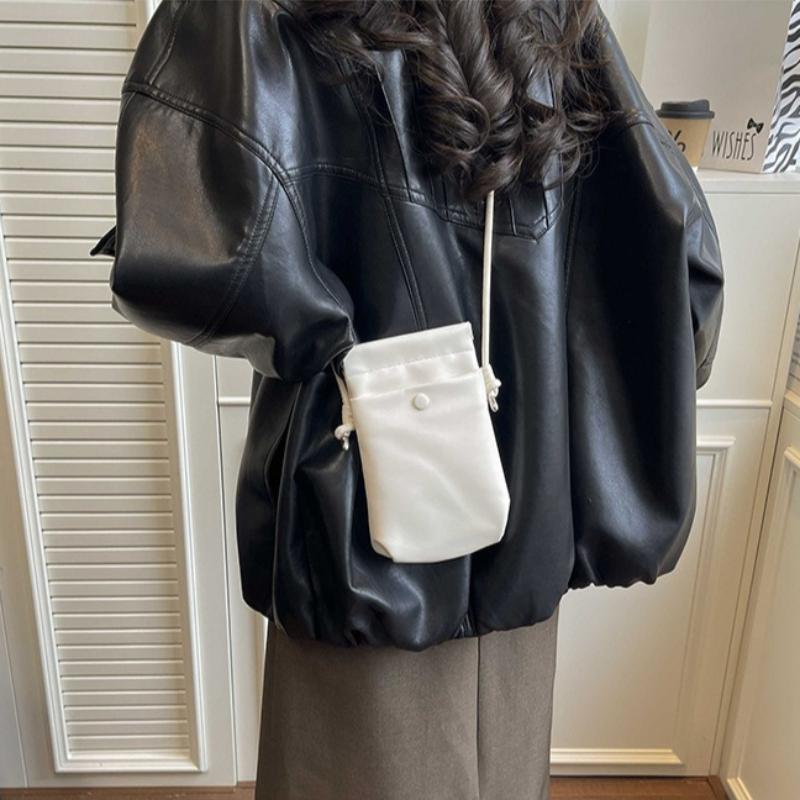 Trendige Frühjahrs-Schultertaschen für Damen Modische und vielseitige Crossbody kleine quadratische Geldbörse Minimalistisches stilvolles Phe Tasche
