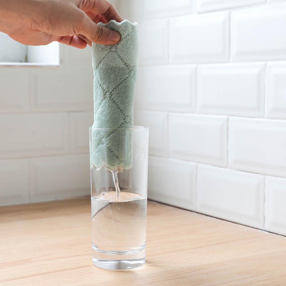 Nonstick Oil Coral Velvet Hanging Hand Towels Kitchen Dishclout
