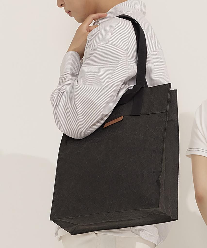 Out Of The Woods City Tote (Ebony Black)