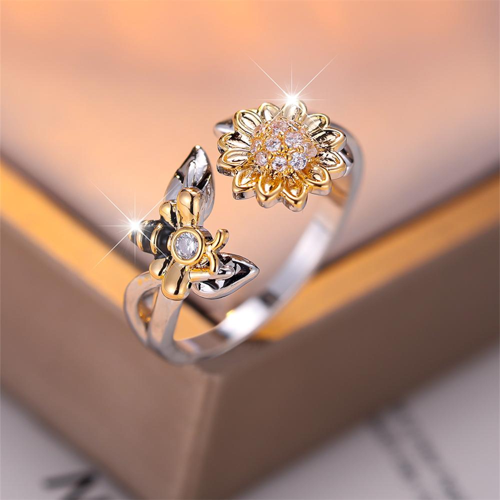 Cute Female Small Bee Opening Ring Vintage Gold Color Daisy Flower Engagement Rings For Women Trendy Silver Color Bridal Jewelry