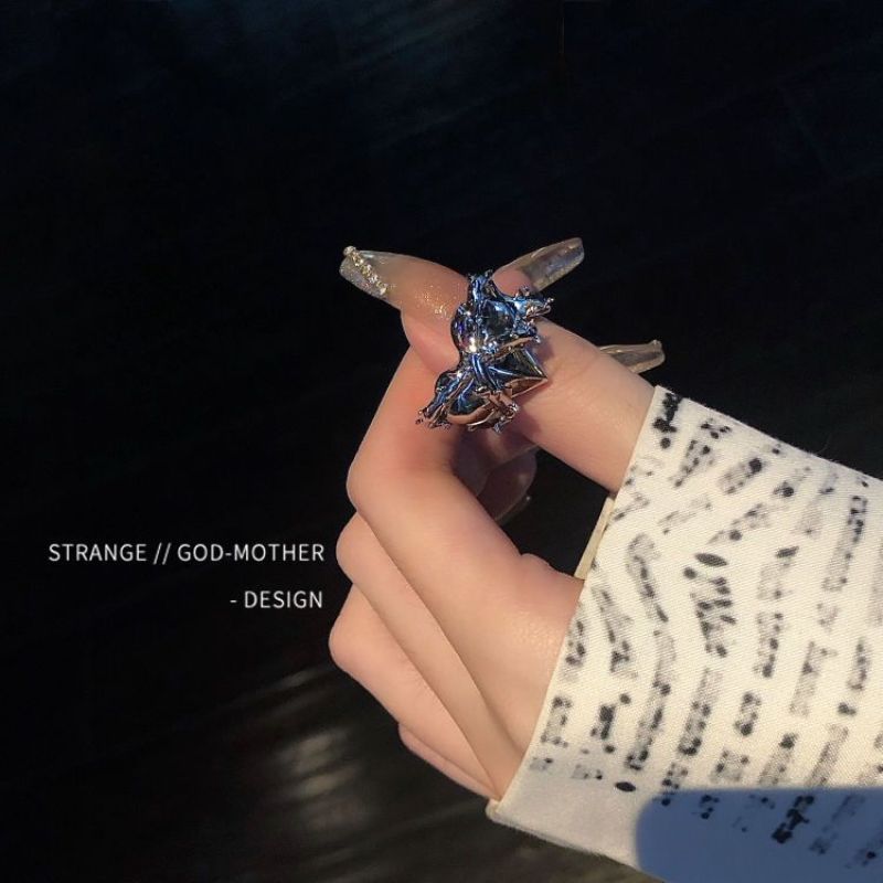 Imprisoned Heart Metal Thorns Love Ring Irregular European and American niche design open ring couple ring