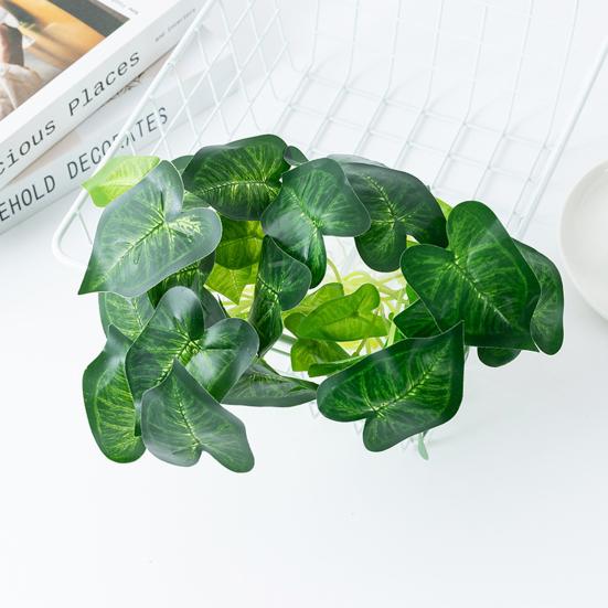 Simulazione utile Pianta verde Nessuna necessità di irrigazione Facile da mantenere Decorativa