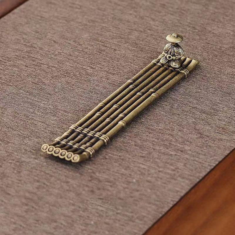 1 Pièce Brûleurs d'Encens Petits Ornements Bronze Vintage Radeau en Bambou Base d'Encens Porte-Bâtonnets d'Encens Support Plateau Récupérateur de Cendres Assiette
