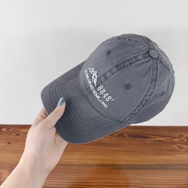 Vintage Adjustable Unisex Vintage Cap for Outdoor Hiking and Mountaineering