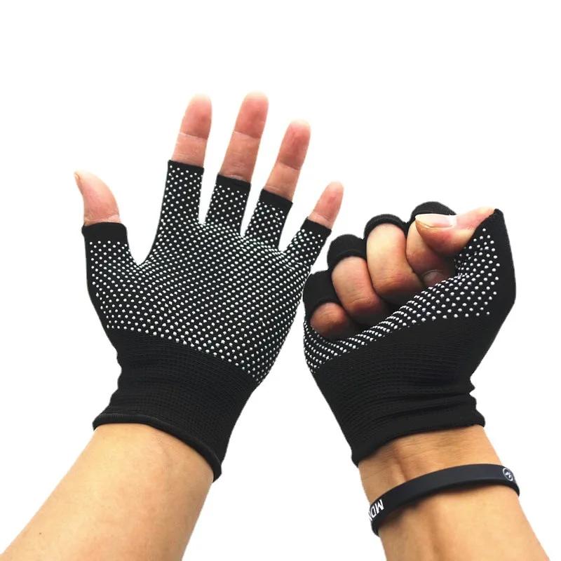 Utomhusgym Fingerlösa Handskar Anti-Slip Halvfinger Herr Dam Handskar Camping Fiske Andningsbara Sport Cykel Motorcykelhandskar