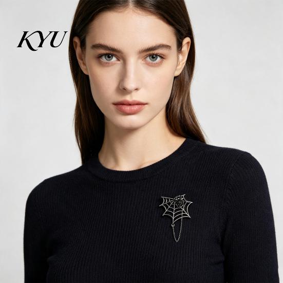 Spooky Brooch Pin Gothic Spider Web for Halloween, Sparkling Rhinestone Lapel Hat Bag Accessory Pin, Holiday Clothing Jewelry Women Men Style