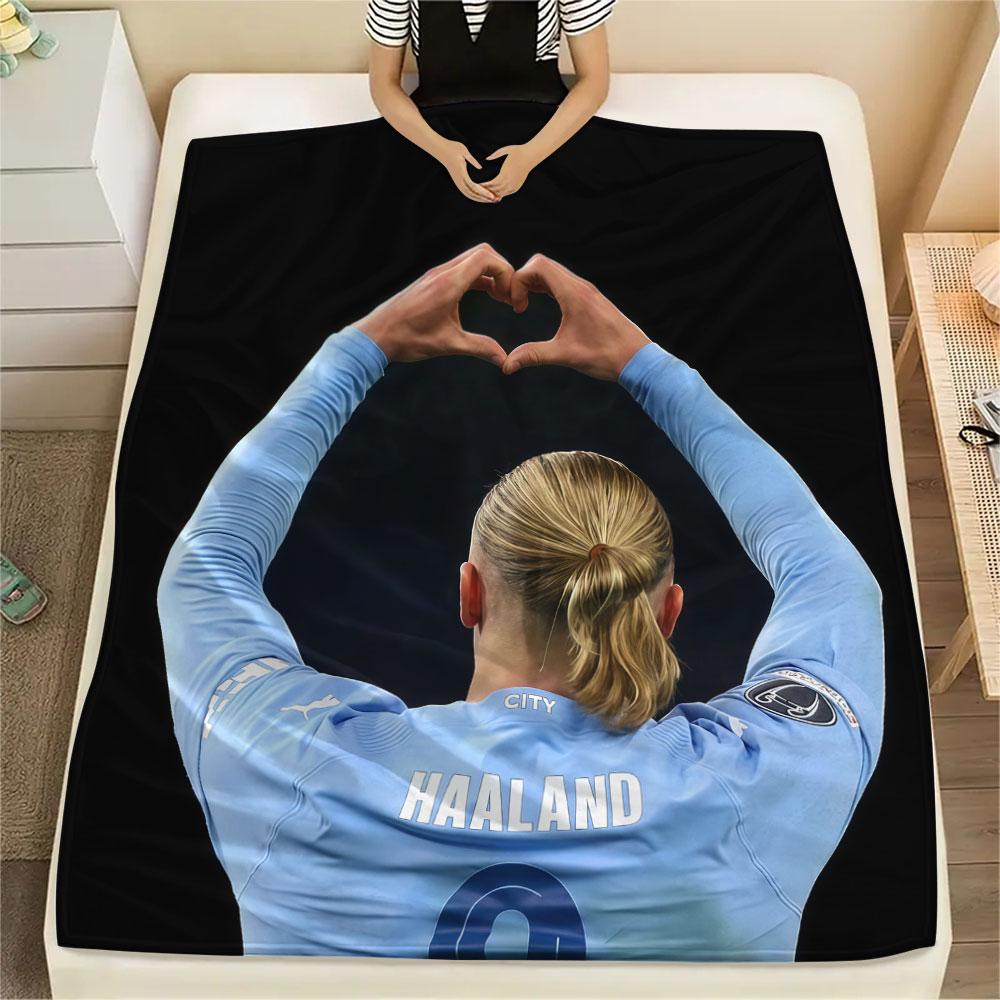 Flanelová deka s potlačou Erlinga Haalanda, mäkká prikrývka do spálne alebo na pohovku, prateľná, suvenír pre futbalového fanúšika, skvelý darček.