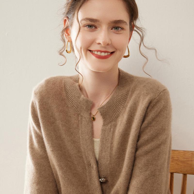 Women's Cashmere Knit Cardigan - Autumn/Winter, Single-Breasted, Round Neck, Loose Fit, Slimming, Solid Color.