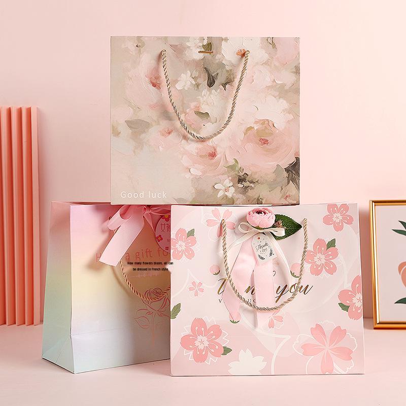 Souvenir Handbag Gift Box: Candy & Gift Packaging for Weddings and Birthdays