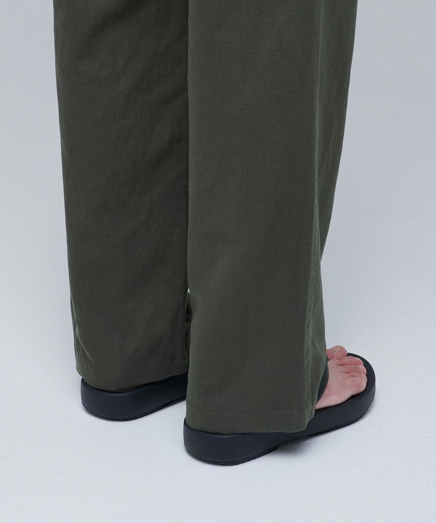 MUSINSA STANDARD Cotton Linen Two-Tuck Wide Pants [Khaki]