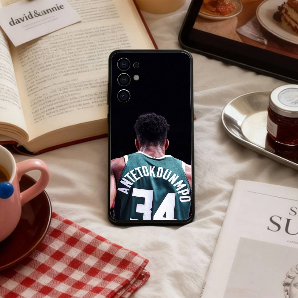 Giannis Antetokounmpo 34  Phone Case For Samsung S 25,24,23,22,30,21,10,9,Ultra,Plus,Lite,FE,4,5 G Soft Black Case