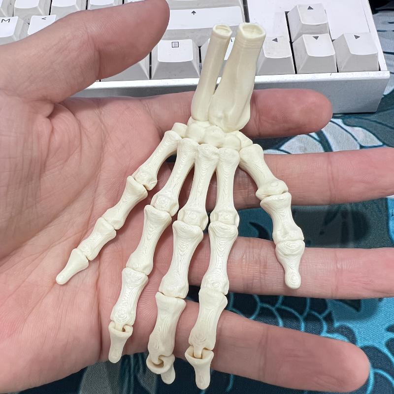 3D Printed Realistic Flexible Joint Skeleton Hand Model Ghost Halloween Party Decoration Home Ornament