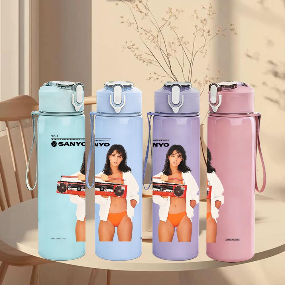 1PC Female Orange Outfit Vintage Print 750ml Colorful Plastic Sports Water Bottle Leakproof Pop Up Lid with Straw for Outdoor Work Home Use