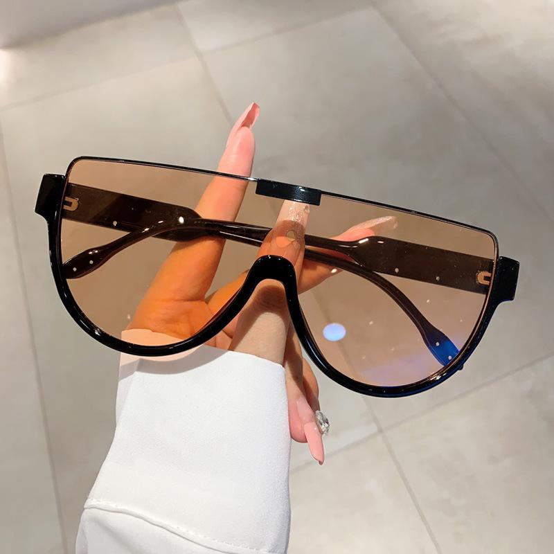Luxury Designer Half Frame Oversized Sunglasses Vintage Fashion Trendy Punk Shades for Women Men