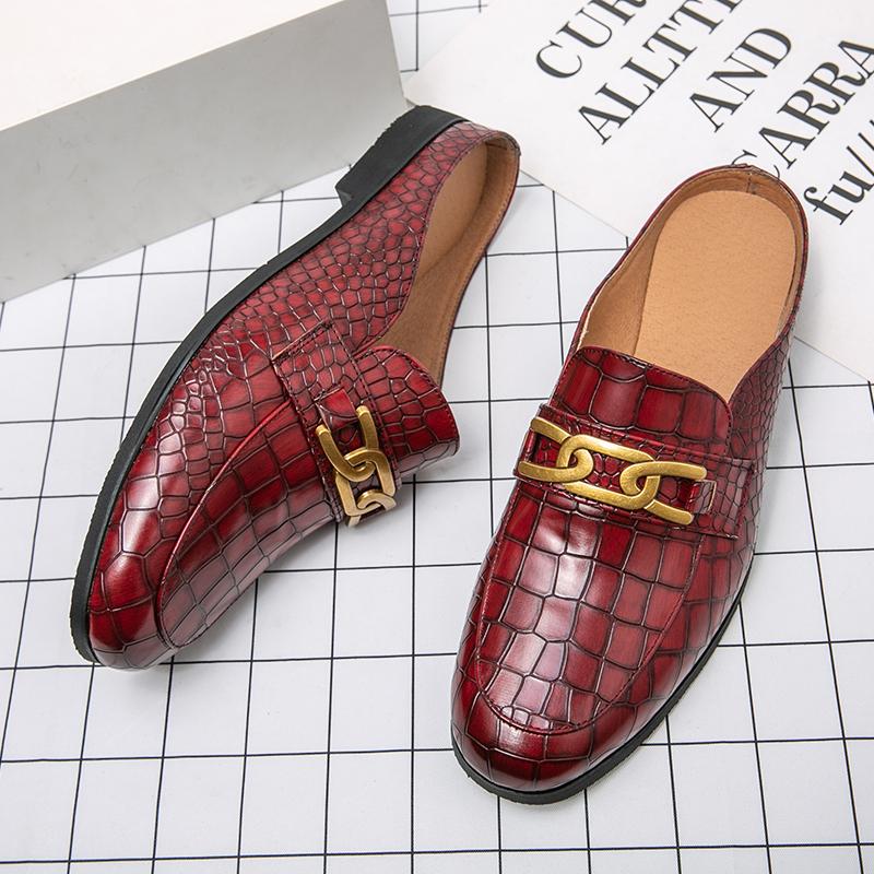 Luxury Designer Casual Moccasins Sandals Mens Anti-slip Flat Half Shoes for Men Loafers Leather Slippers Breathable Mules Slides