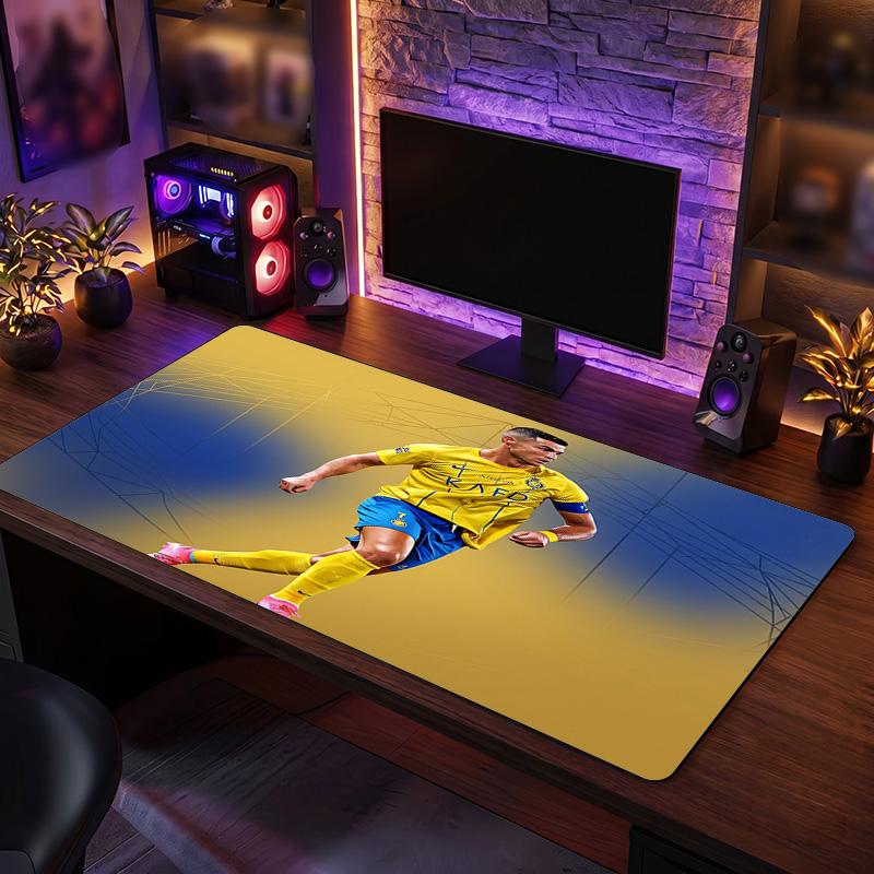 Mouse Pad cu Emblema Cristiano Ronaldo, Covoraș Extins Antiderapant din Cauciuc pentru Birou, Gaming, Laptop, Cadou pentru Fani