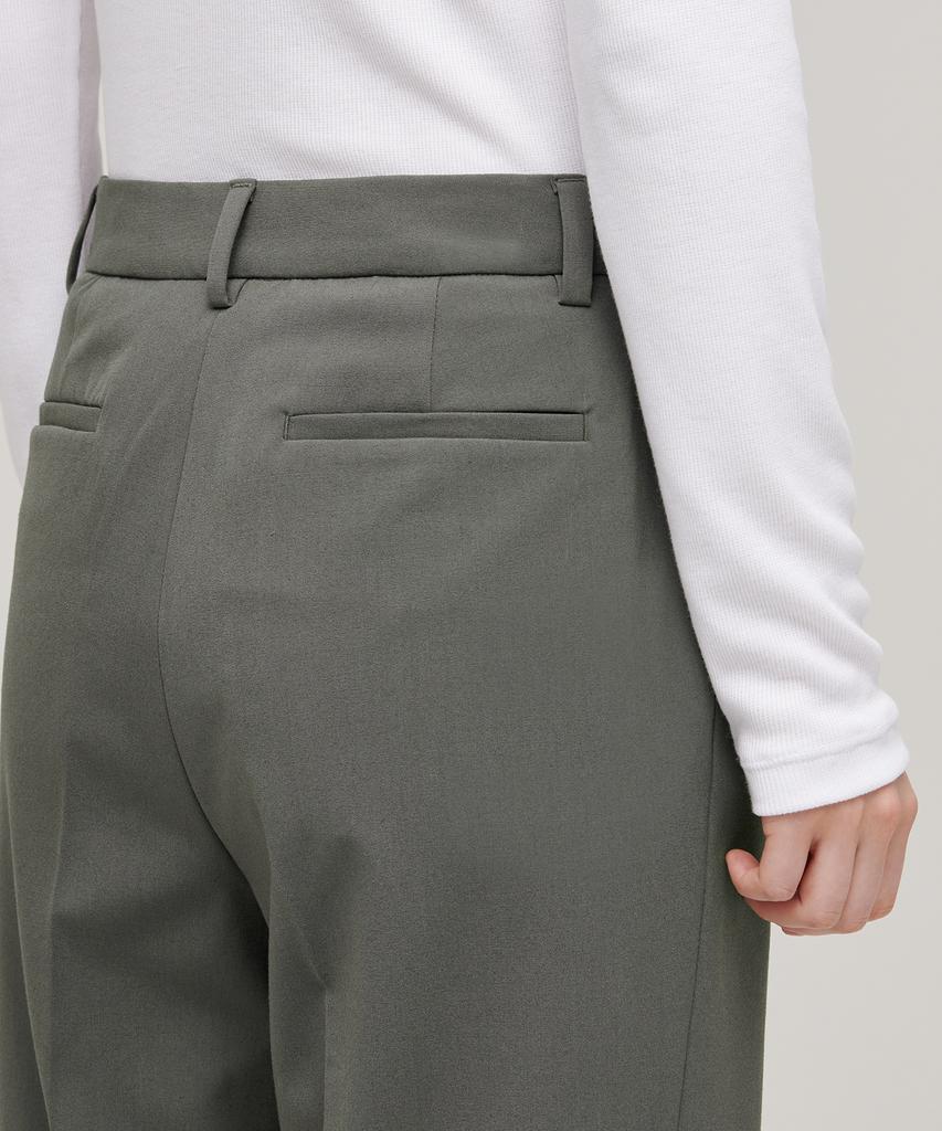 MUSINSA STANDARD WOMAN Women'S Lightweight Straight Hidden Banding Slacks [Light Khaki]