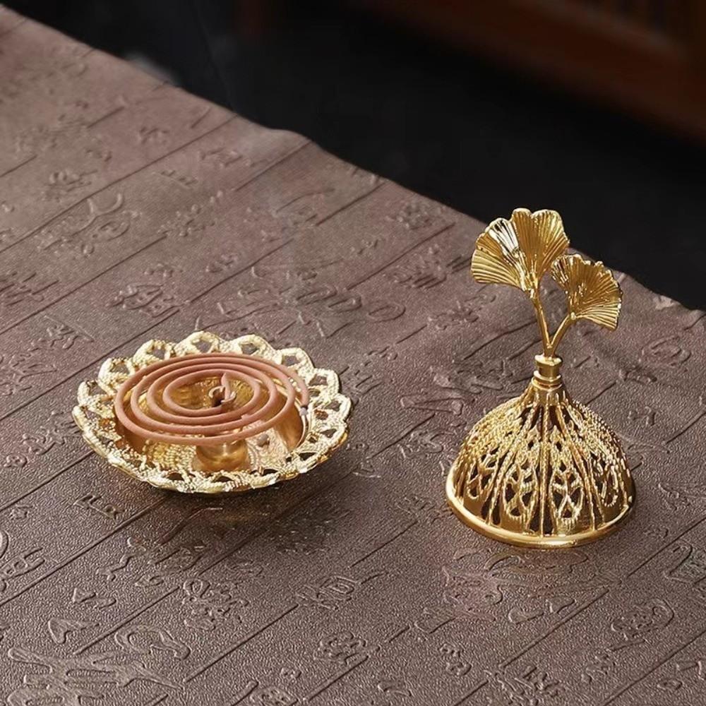 Decorative Alloy Metal Incense Burner Gold Hollow Out Mini Censer Holder Retro Star Moon Pattern Aromatherapy Burner Office