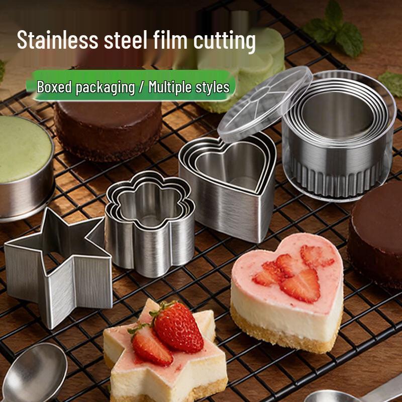 Stainless Steel Heart Baking Mold Set