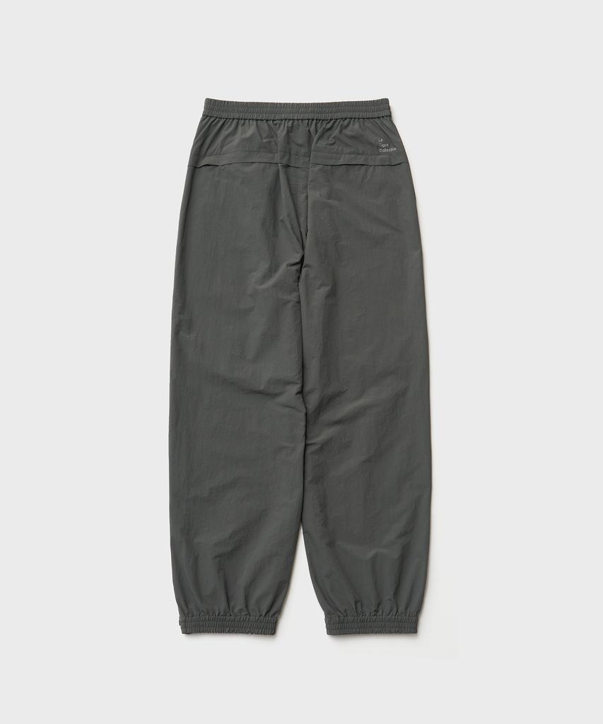 LE TIGRE Breeze Training Pants (Khaki Gray)