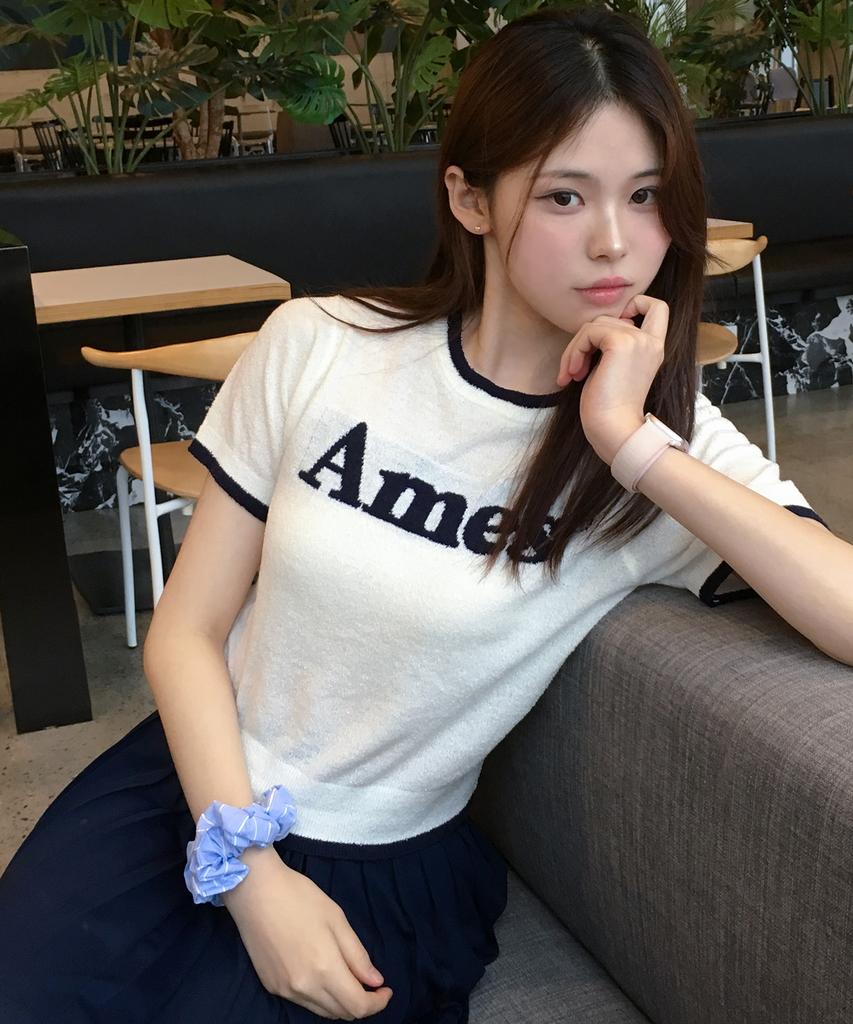 AMES-WORLDWIDE Basic Logo Knit Ivory