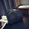 Elegante Damenmode Schultertasche mit zeitlosem Design für vielseitige Verwendung