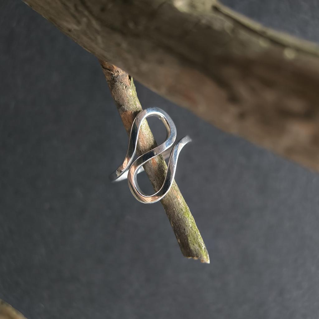 Silver Ring Without Stones, Item Weight 1.79 G (2197621)