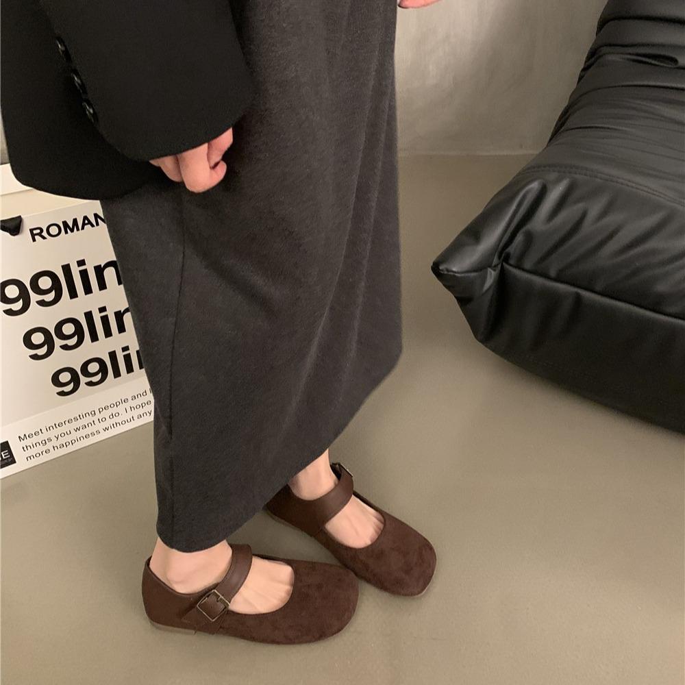 Modne Retro Matowe Skórzane Buty Mary Jane z Klamrą Płaska Podeszwa 2024 Wiosna Jesień Nowe Miękkie Jednolite Mokasyny Okrągły Nosek Casualowe Pojedyncze Baleriny