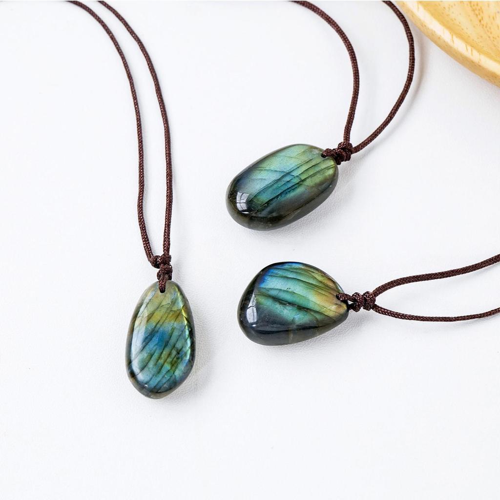 Moonstone Pendant Natural Labradorite Pendant Fashionable Necklace Healing Jewelry Ornamental For Men Women Girls Gifts