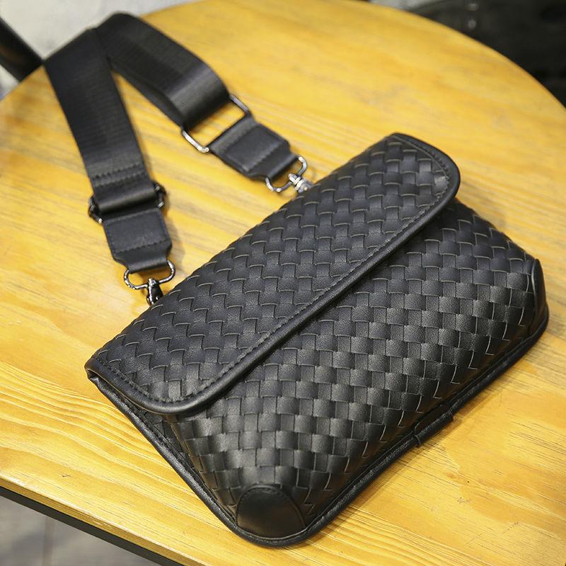 Men's Plaid Shoulder Bag Trendy Messenger Bag Boys Street Fashion Satchel Student Small Bag Personalized Messenger Bag New