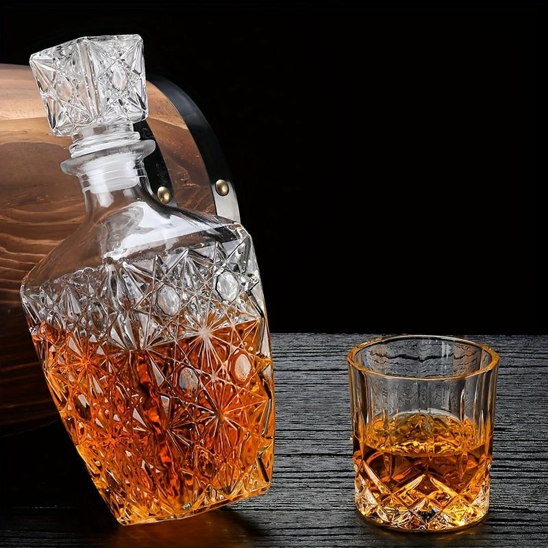 Premium 7-Piece Whisky Set - Elegant 850ml Decanter & 6 Shot Glasses Perfect Gift for Men Versatile for All Spirits