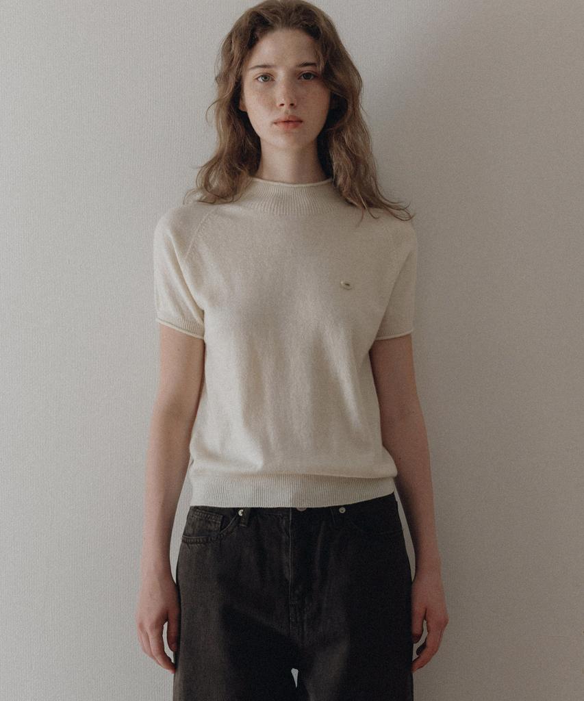 ANDNEEDS Liu Half Neck Knit (Ivory)