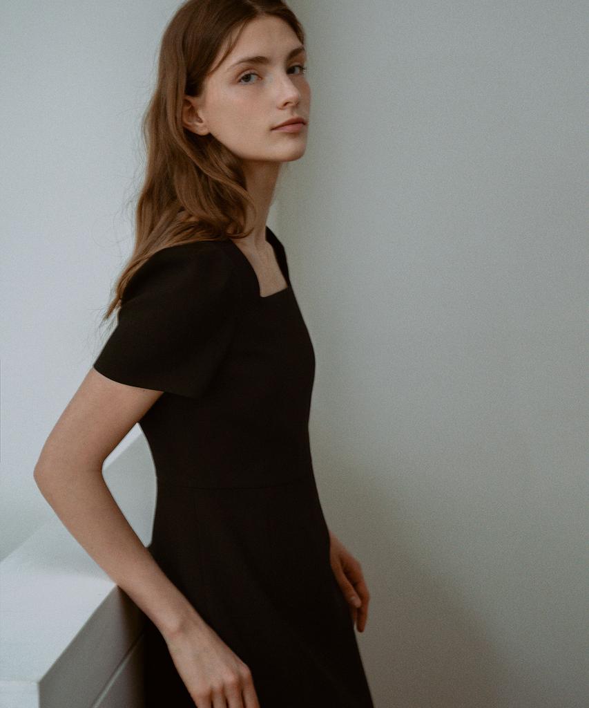 Lamerei Square See-Through Dress[Lmbfco25Dr5806]-Black