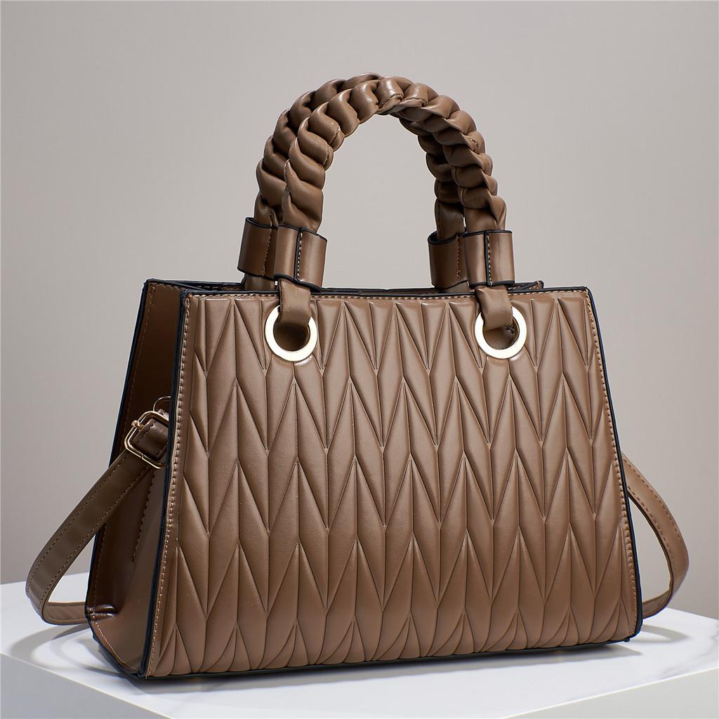 Ladies Stylish Pu Tote With Wrinkled Design And Multiple Interior Compartments For Daily Outings