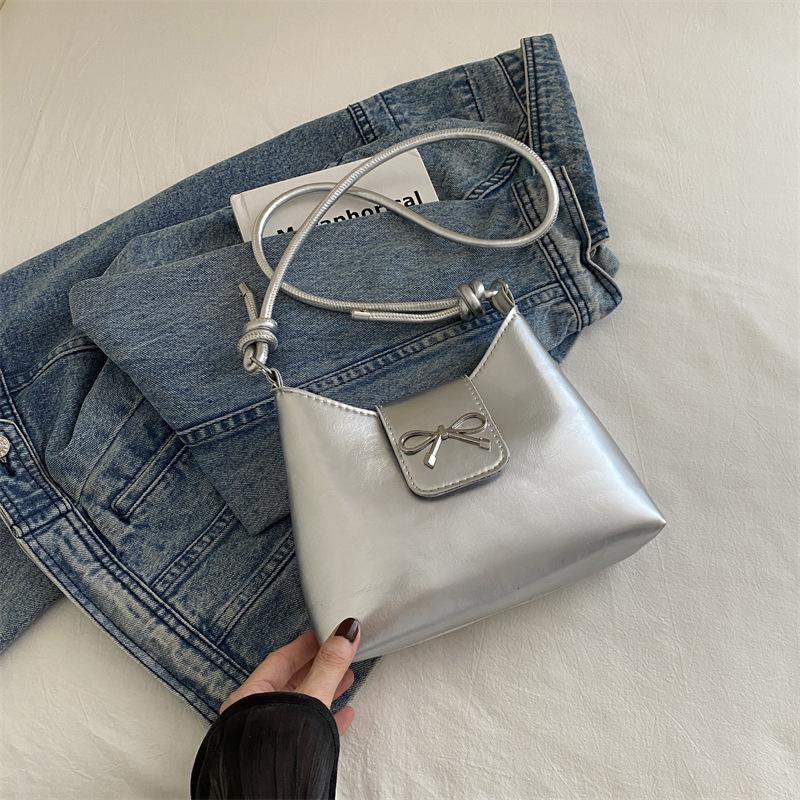 Trendy New Design Bow Armpit Handbag Solid Color PU Leather Bowknot Underarm Bag Sweet Women's Crossbody Bag