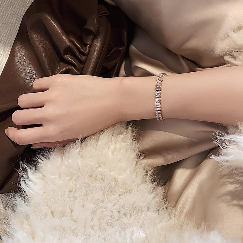 Damesarmband Vol met Strass Roestvrij Staal Armband voor Vrouwen Designer Glanzend Luxe Zirkonia Verstelbare Armbanden Sieraden