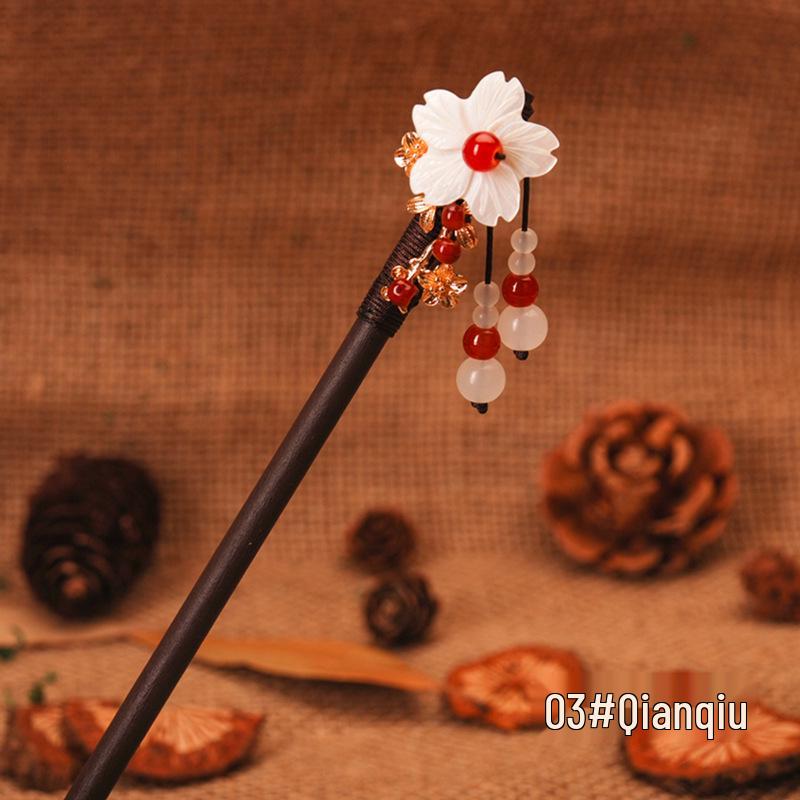 Haarnadel im Vintage-Stil mit Ebenholz-Imitation, Quasten und hölzernem Schritt-Schüttel-Design für Hanfu und antike Kostüm-Accessoires