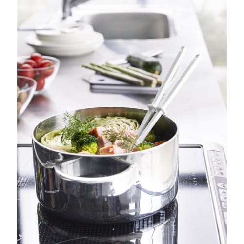 Yamazaki Tower Silicone Chopsticks, White, Approx. W0.8 x D0.8 x H30cm, with Chopstick Keeper, Heat-Resistant, Product Number 4274