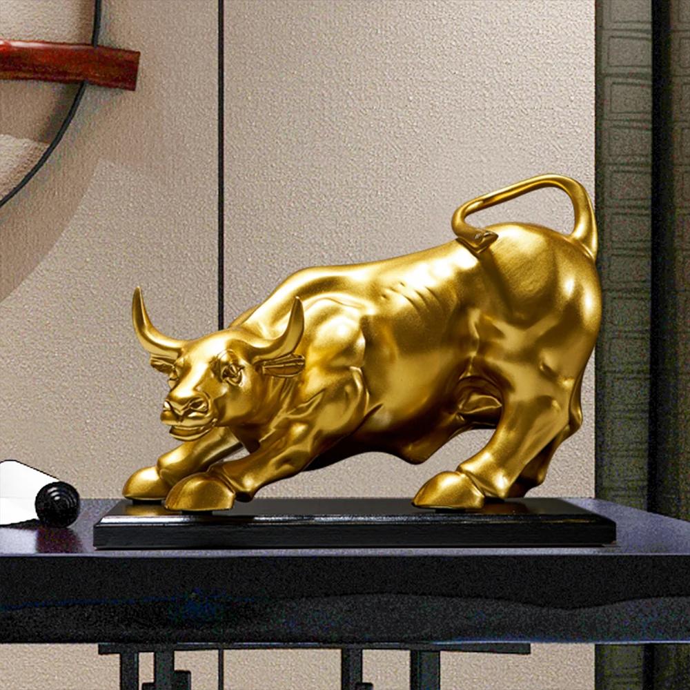 Modern Style Resin Cattle Ornaments Decorative Golden Bull Sculpture Aesthetics Home Decoration Gift Resin Mascot Domestic Use Office Decoration