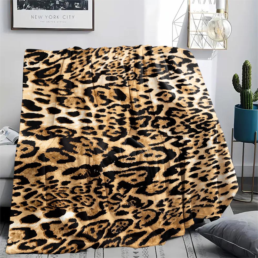1Pc Leopard Pattern Print Flannel Blanket, High quality Comfortable for All Seasons, Home Decor, Warmth and Comfort, Perfect for Christmas Gifts