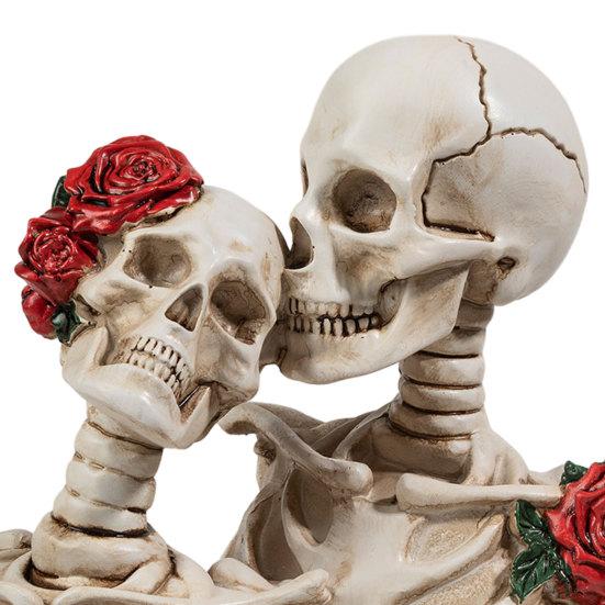 Dark Romantic Ornaments Skull Model Decoration & Gothic Couple Resin  Halloween Prop