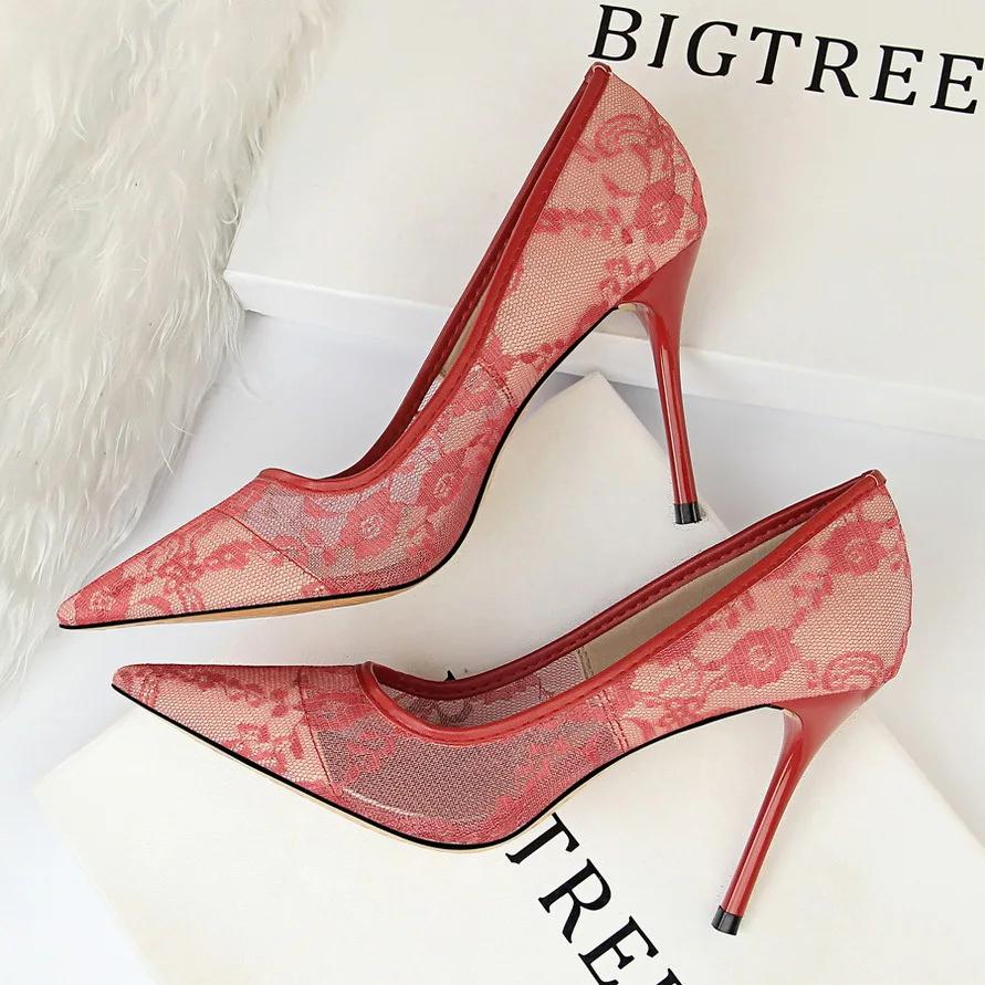 Fashion Women Fashion Sexy Pumps High Heels Shoes Female Sexy Wedding Shoes Ladies Stiletto Women New Pointed Toe Mesh Hollow Lace Heels