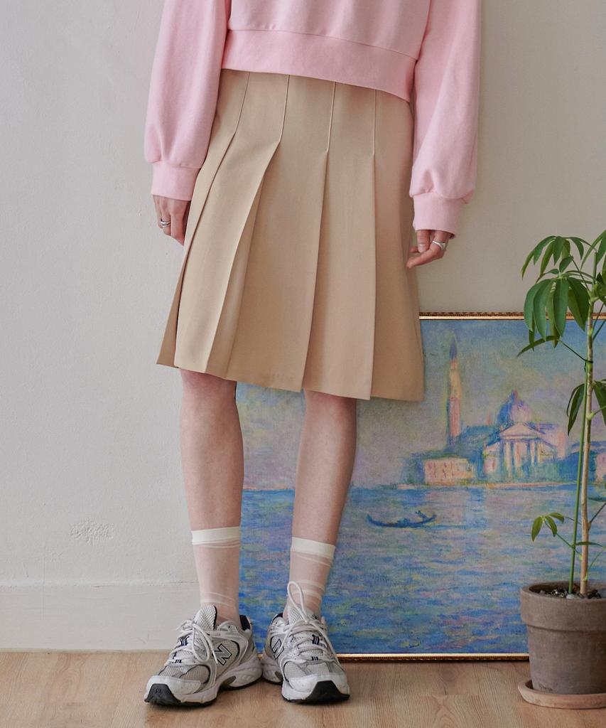 Pandora Fit Saturn Pleats Skirt