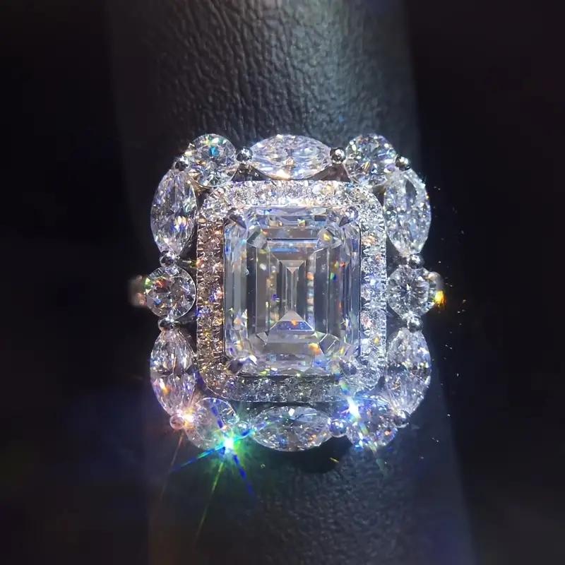 Huitan Fashionable Women Rings with Brilliant Cubic Zirconia Modern New Wedding Engagement Accessories Popular Rings