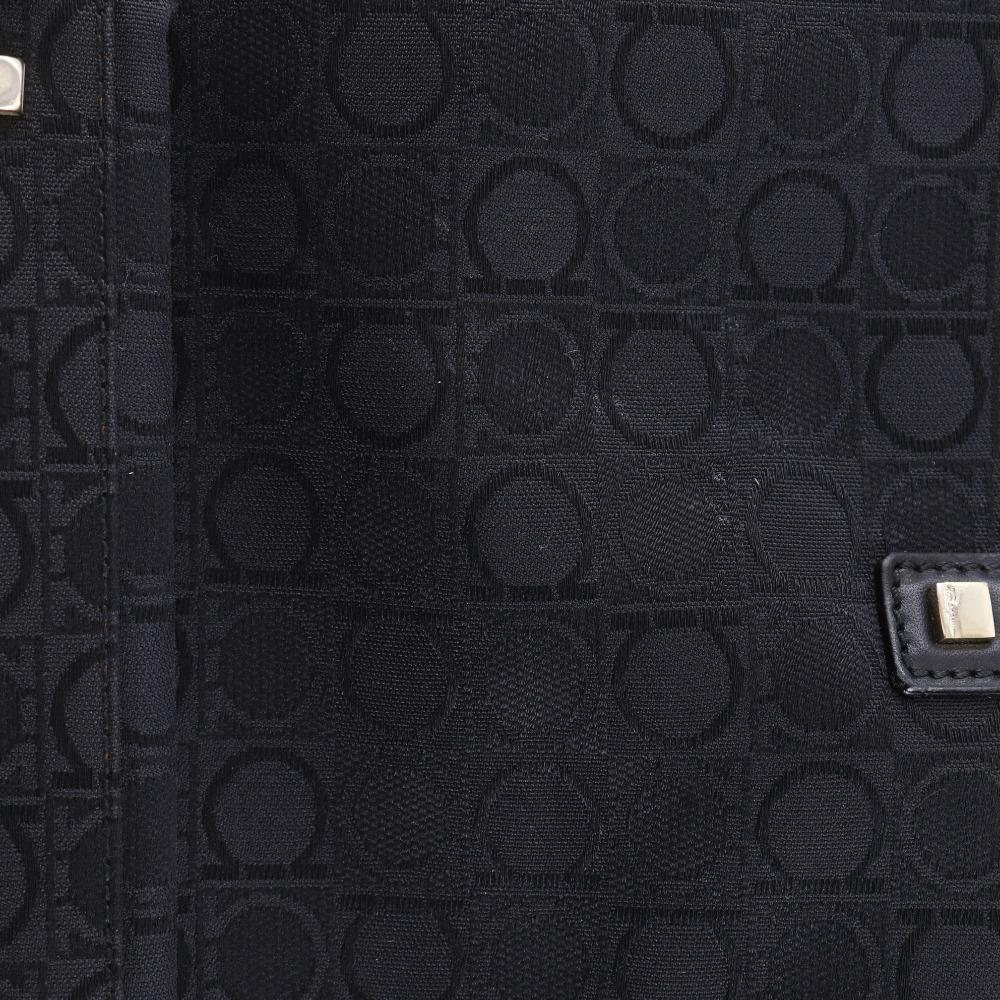 Salvatore Ferragamo Gancini Tote Çanta AU-21-2812 siyah Naylon kanvas Kadın Kullanılmış