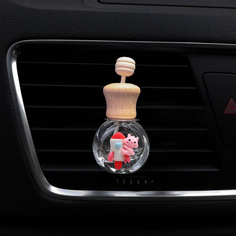Cartoon Car Air Vent Perfume Bottle Creative Astronaut Design Car Interior Decor Aromatherapy Decoration