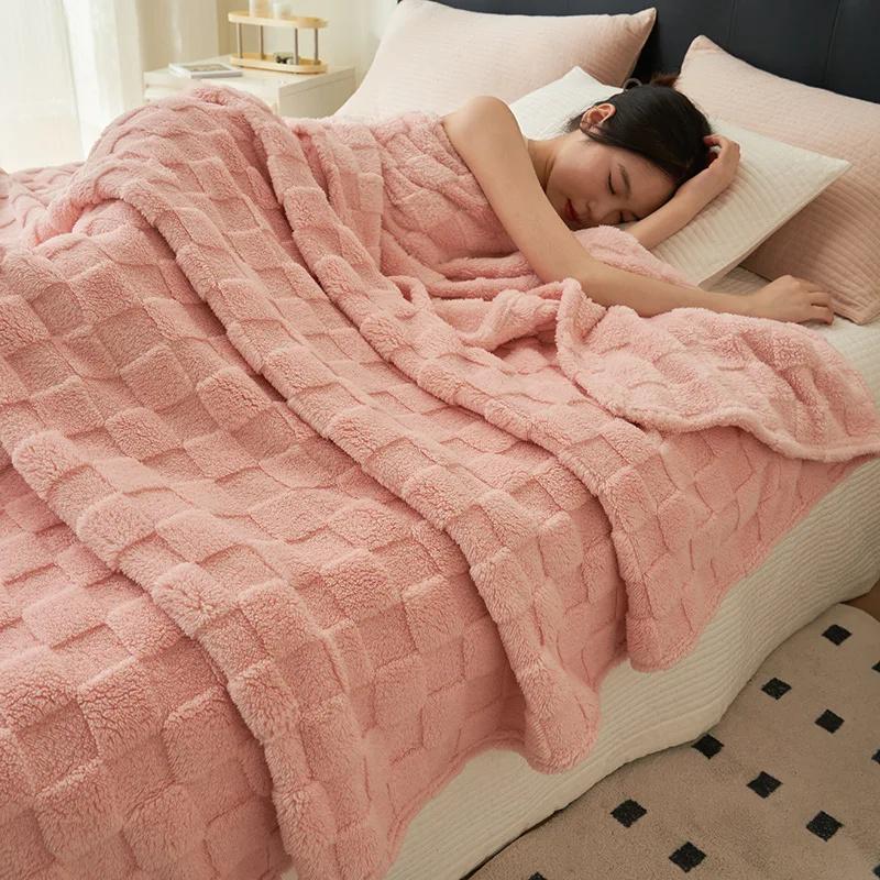 Travel Blanket Thick Warm Fleece Blanket Plush Soft Solid Color Sofa Blanket Comfortable Square Texture Bed Blanket Home Use