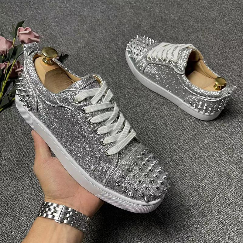 Moda hombre lujo moda remaches zapatos con cordones derby planos zapato punk hip hop vestido diseñador personalidad zapatillas tendencia calzado