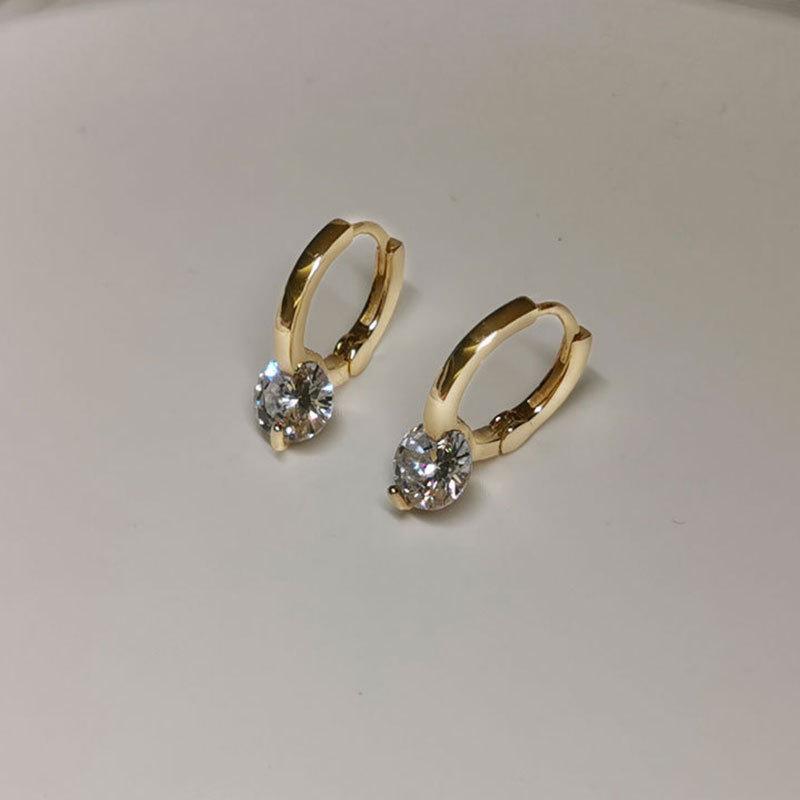 The Whole Version Is Fashionable and Versatile Mini Zircon Earbuds and Fashionable Women's Temperament New Style