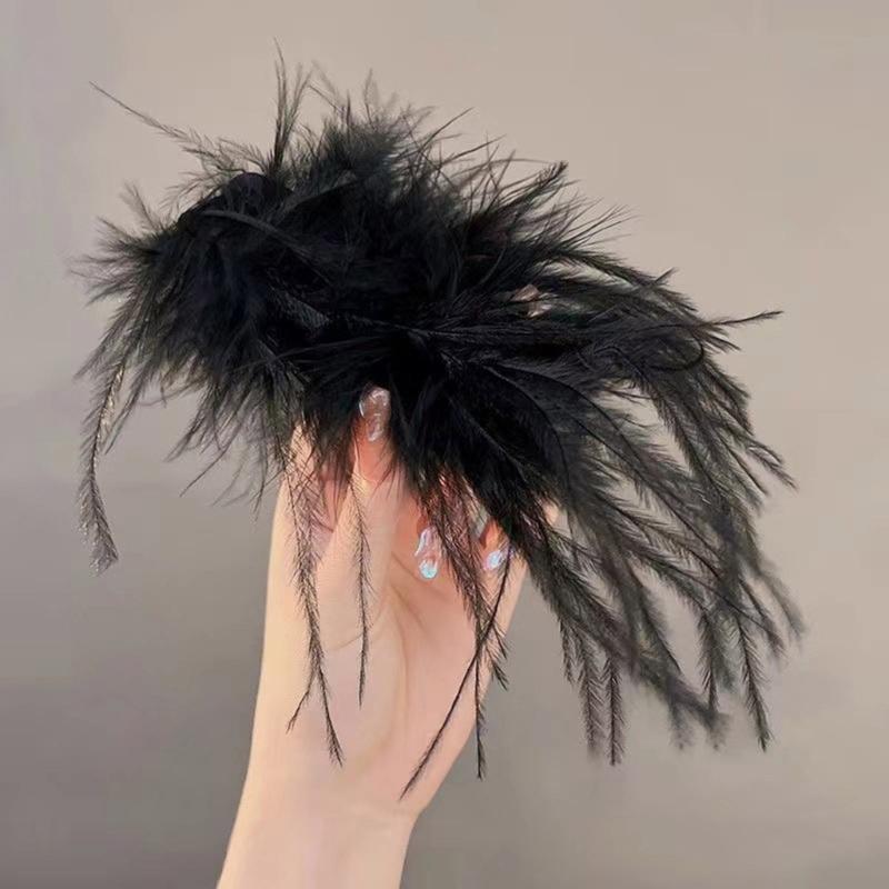 Handmade Feathered Hair Clip Versatile Feathered Hair Clip Hair Adornment Suitable For Various Occasions